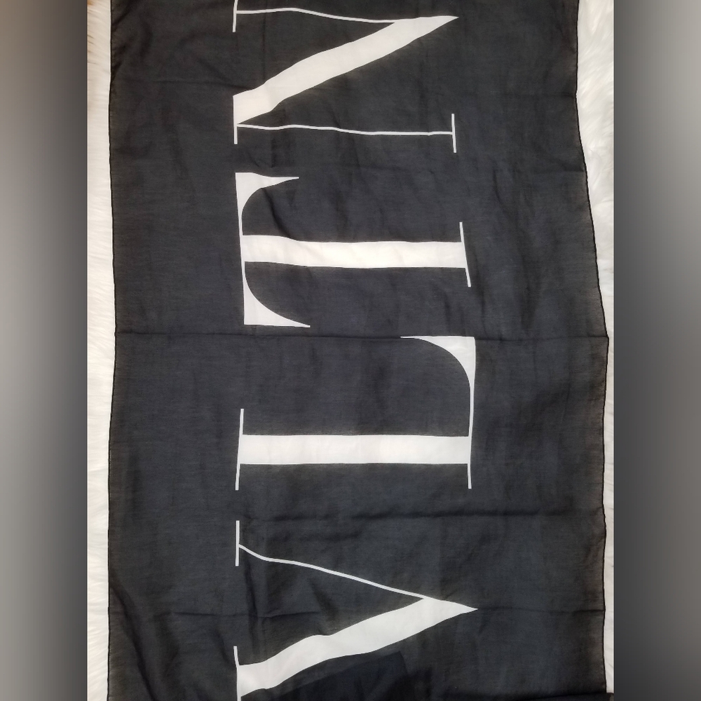NWT VLTN Valentino Blue Scarf